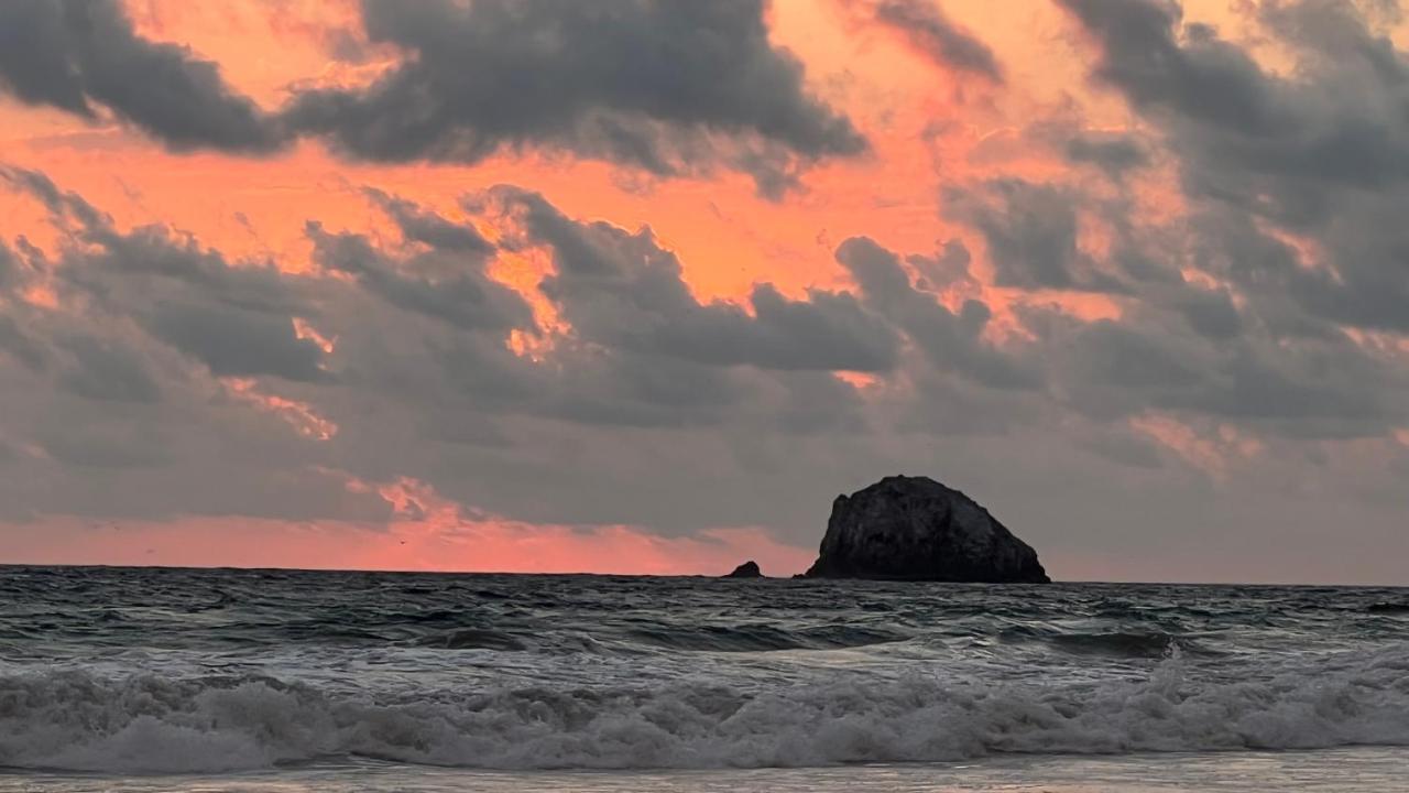 Cafe Maya - Zipolite Exteriör bild